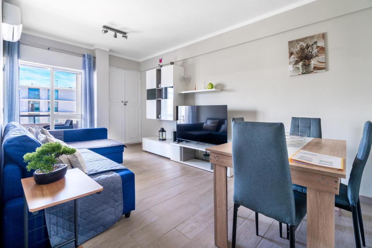 Beachfront Apartment In Armacao Armacao de Pera Exterior photo